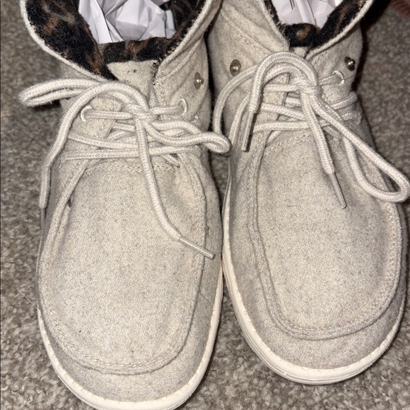 Hey Dude Ankle boots with cheetah print inner lining grey base color - Picture 6 of 7